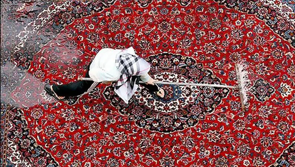 کیفیت آب مناسب برای جلوگیری از زبر شدن فرش بعد از شستشو